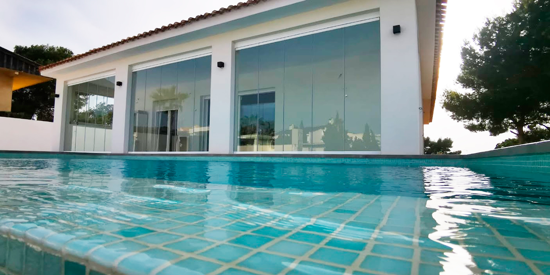 Cortinas abatibles - Esglass